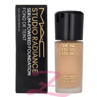 Studio Radiance Serum-Powered Foundation - NC15 30ml