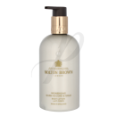 Mesmerising Oudh Accord & Gold Body Lotion 300ml