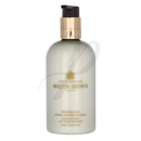 Mesmerising Oudh Accord & Gold Hand Lotion 300ml