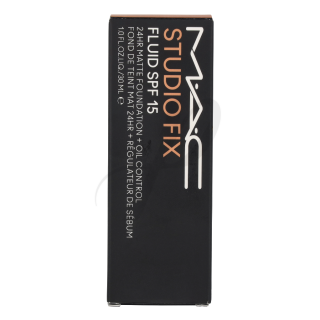 Base de maquillaje fluida Studio Fix SPF15 de MAC