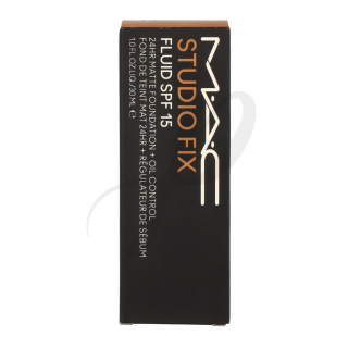 Base de maquillaje fluida Studio Fix SPF15 de MAC