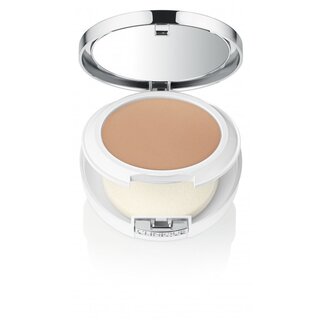 Beyond Perfecting Powder Make-Up